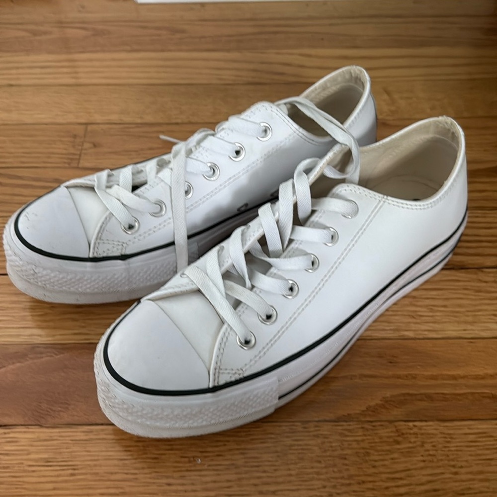 Converse Low’s Leather Men’s 9